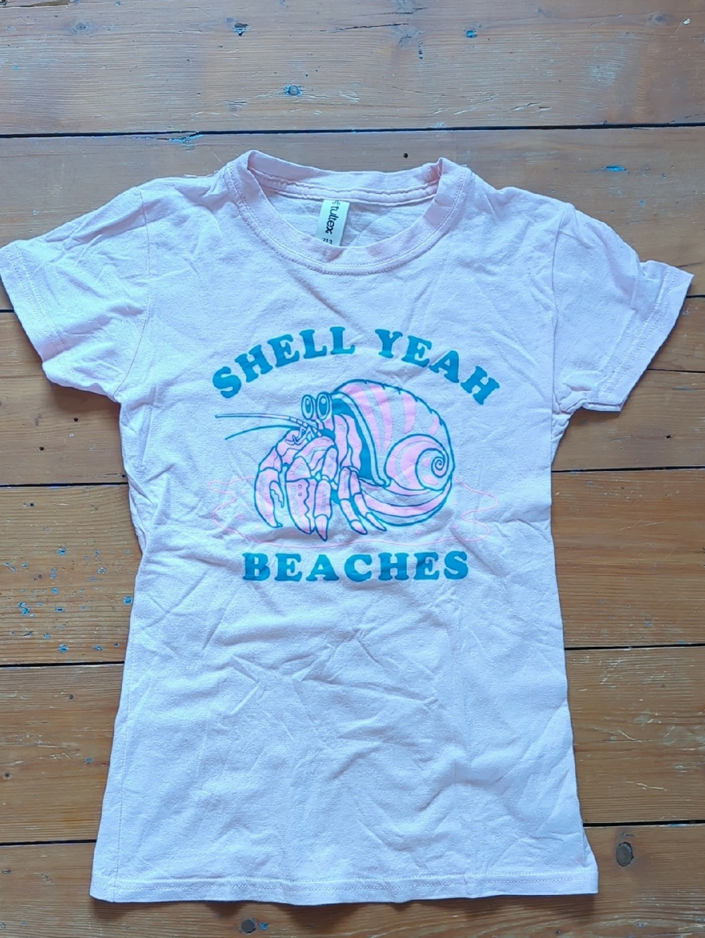 297-Women's Beach Pink Graphic Tee -  "Shell Yeah Beaches"